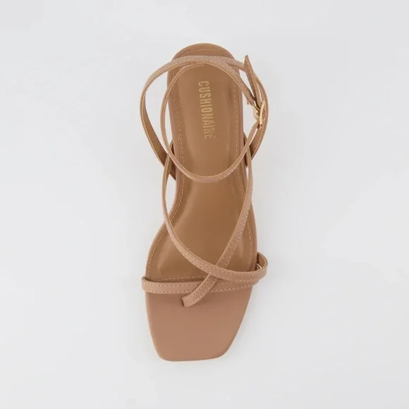 NEW Cushionare Kitten Dress Sandal - 8 - Picture 1 of 4